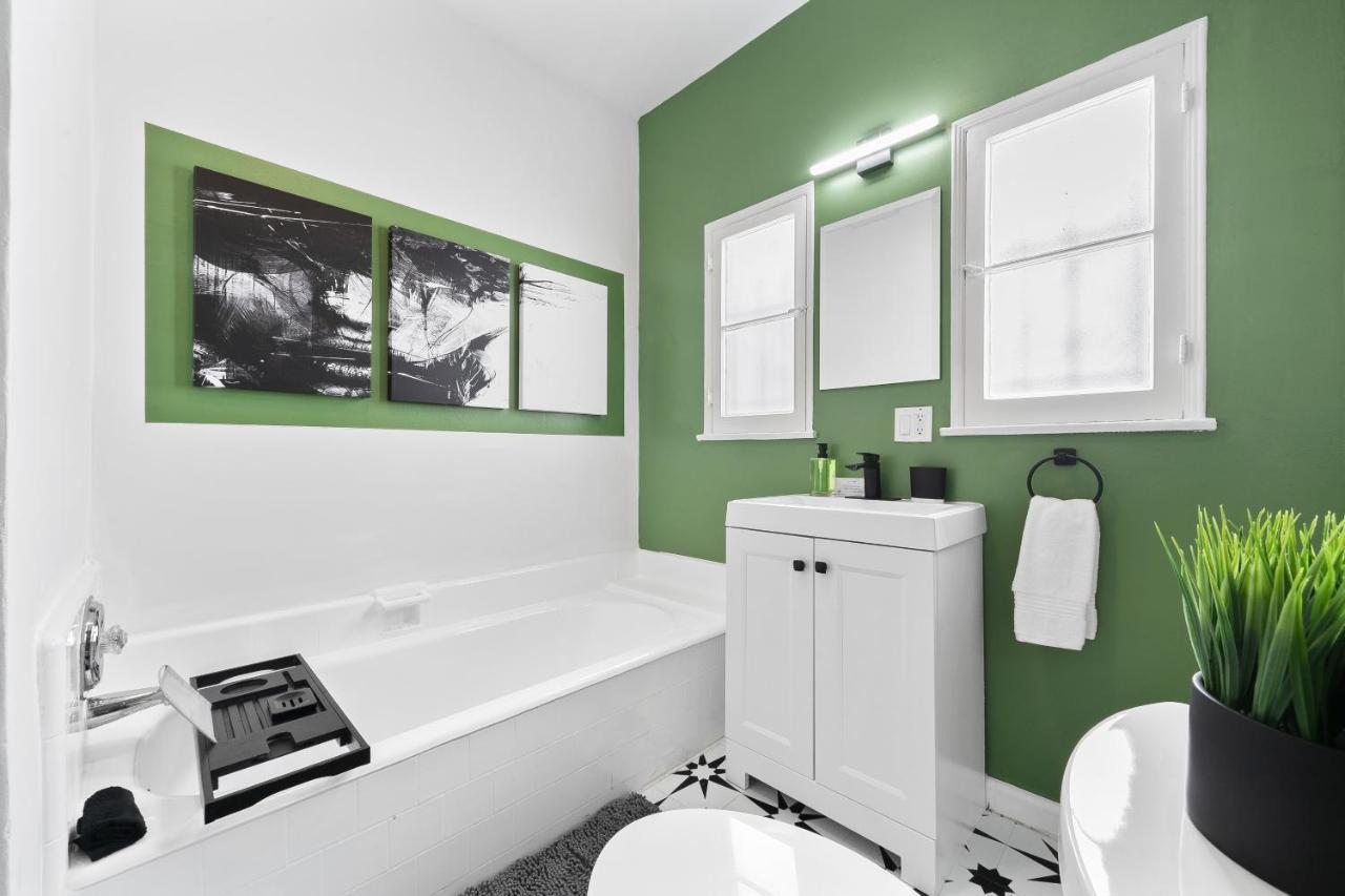 Beverly Hills Stylish & Central 1 Bedroom Apt + Parking Los Angeles Dış mekan fotoğraf
